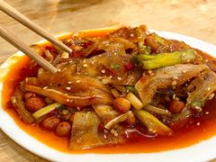 凉拌耳片-雷祖芳老妈蹄花店
