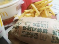 -麦当劳(乳山路店)