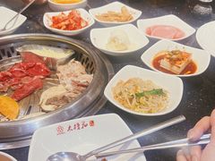 -木槿花韩式炭烤·熟成肉工坊(孙文东路店)