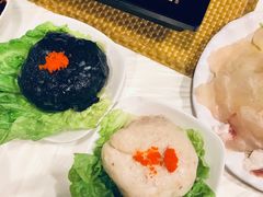 -鲜入围煮花胶鸡海鲜火锅