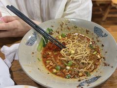 -丁丁猫重庆小面(徐州路店)