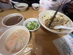-罗家杏传统特色海南粉(人民西路总店)