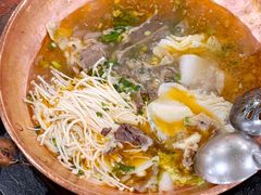 -朝伟清真铜瓢牛肉馆(三十年老·店)