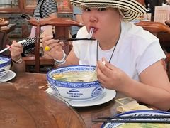 -香麒园·过桥米线·南湖雅宴