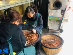 -圆门洞炒货(经一路总店)