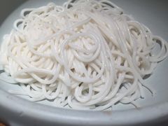 鸡丝凉米线-云海肴·汽锅鸡·云南菜(美罗城店)