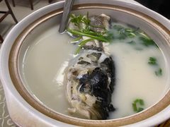 砂锅鱼头汤-鱼水情·农家菜·大鱼头(南山竹海店)