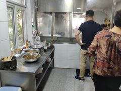 -矮子粉店1985·长沙米粉(湘春路店)