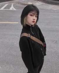 -AYO SALON