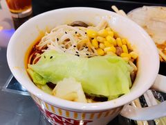 麻辣四喜汤粉-港爺茶檔·茶餐厅(东晓南路店)