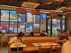 大堂-红荔村肠粉(岗厦店)