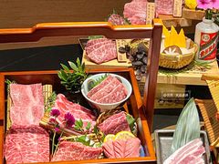 -山川小町·极番烧肉(新地假日广场店)