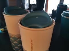 -星巴克臻选(惠州华贸天地1楼店)