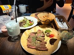 -The Cheebat 锌吧·Bistro(体育西店)