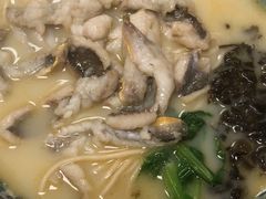 -明呈黄鱼面馆(斜土路店)