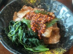 炭烤猪五花肉盖饭-热血兄弟·炭火烤肉(融侨中心店)