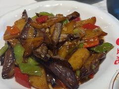 -玺炖·中国铁锅炖(虹桥天街店)