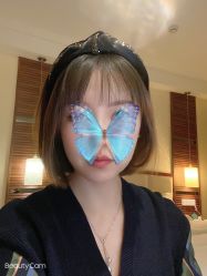 -镁连社·美联社