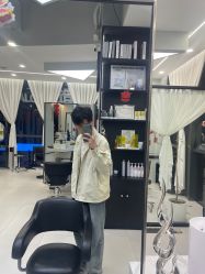 -U·NI SALON 造型