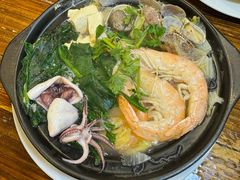 -万和春排骨砂锅米饭(湖北路店)