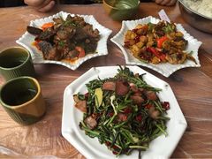 iphone_upload_pic-俊子饭店土家湘菜(凤凰古城店)