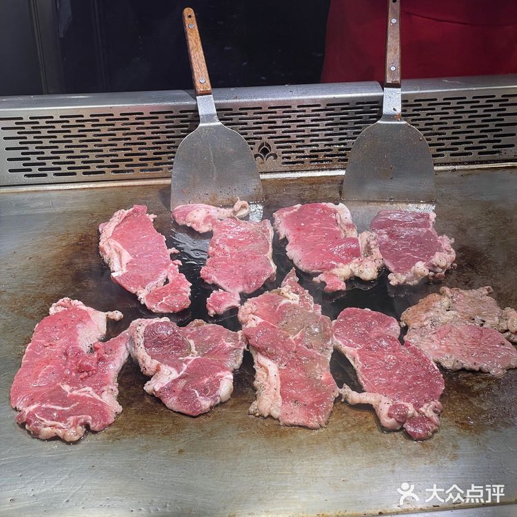 西安这家自助我能天天来！太爱吃肉了[胜利]