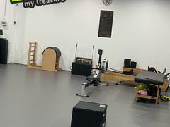 -黑白健身·私教·拳击·普拉提(体汇+红馆店)
