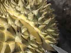 -沃尔玛(前山店)