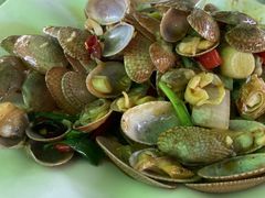 -四川小胡子海鲜(丁村万人海鲜广场店)