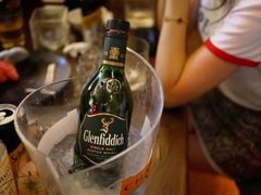 -TZ House音乐现场(来福士中心店)