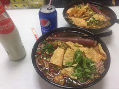 -老牌柳州螺蛳粉(同班同学美食城店)