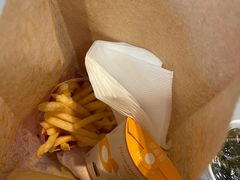 -麦当劳(杨林得来速店)