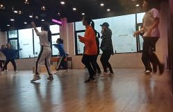 -DOS HOP潮上舞蹈