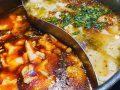 -德林酸菜鱼火锅(南丹店)