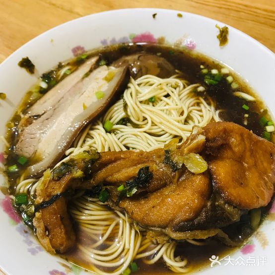 龙凤面馆(南西路店)