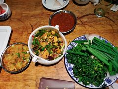 -东北小板凳地摊烧烤(泰来街店)