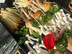 -慢丽江·云南野生菌土鸡锅(付家庄店)