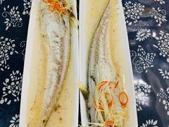 清蒸长江野生刀鱼-春盛渔府(牛首山店)