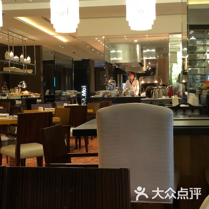 万怡酒店自助餐厅momo cafe