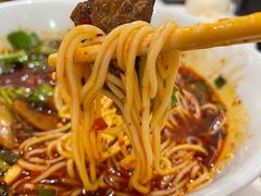 牛肉面-李与白包子铺(桐梓林店)