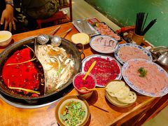 -周小明火锅(黑金冠社区店)