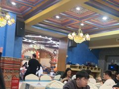 -乡村馕坑肉·烧烤·新疆菜·本地人更爱吃(阿勒泰首店)