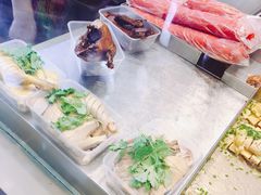 -狗撵鸭(泰山公寓店)