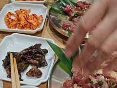 -青瓦餐厅·生鱼片·韩园烤肉(西塔店)