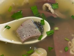 -清真吴记门钉肉饼·喜多利