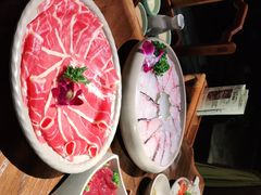 -东巴人鱼豆花火锅(幸福街店)