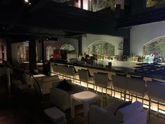 -穹六人间 people 6(岳阳路店)