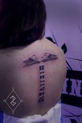 清新-蜉蝣刺青纹身定制