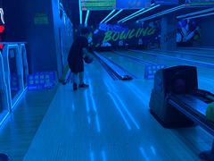 -世代星球·保龄球·镭战真人CS·团建(杨浦店)