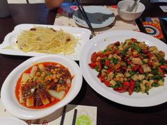 -舌尖上的食缘花园主题餐厅